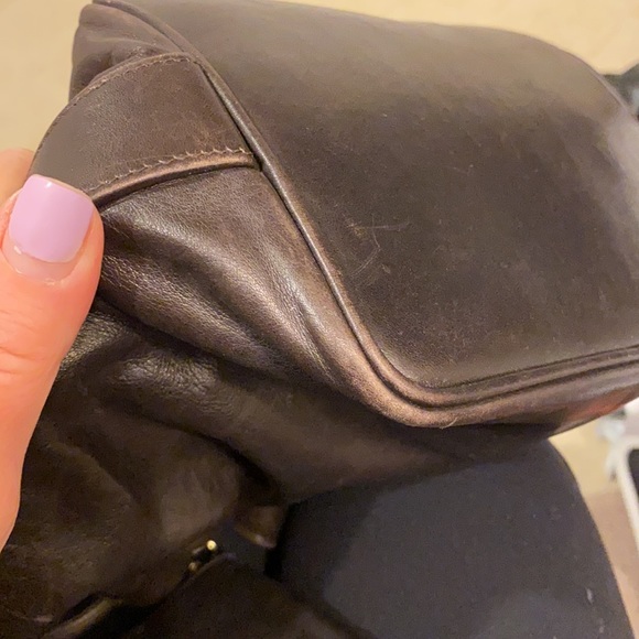 Chanel Vintage Brown Calfskin CC Chain Drawstring small Bucket Bag. - Picture 6 of 10